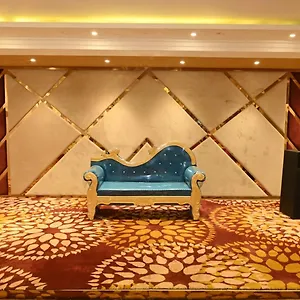  Hotel Varuna
